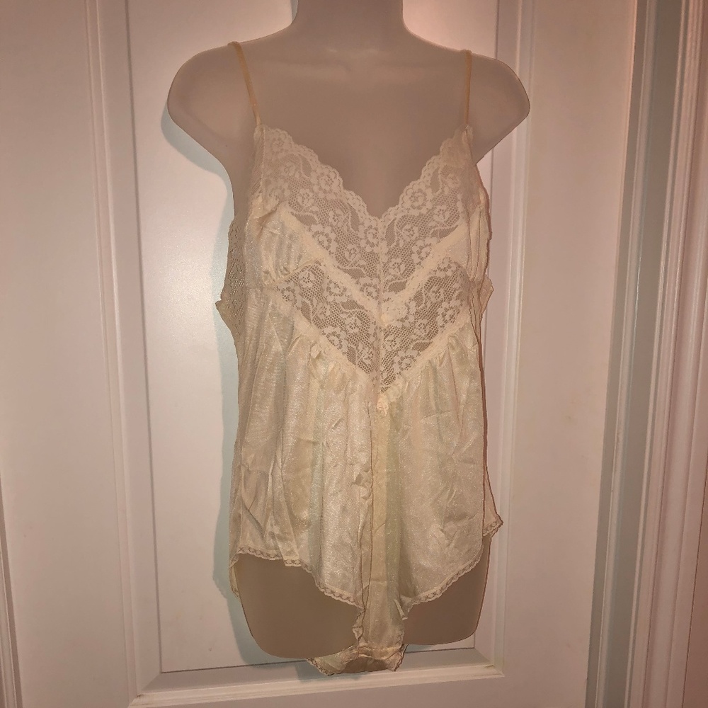 Fredericks of Hollywood Lingerie